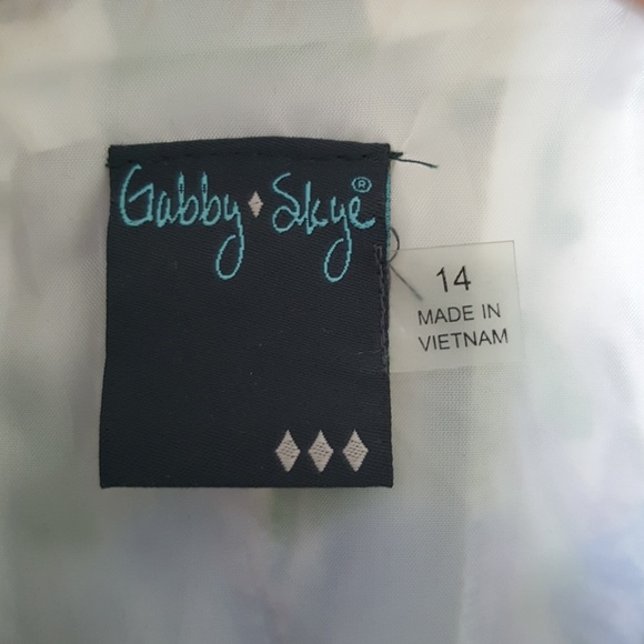 Gabby Skye Floral A- Line Dress - Picture 3 of 3